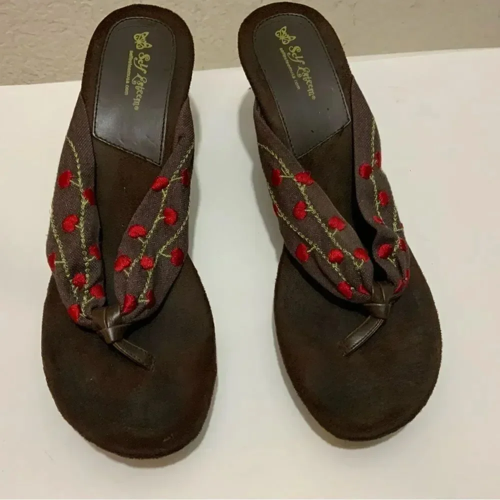 Self Esteem| wedges size 10 brown red floral Beautiful